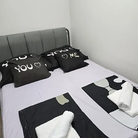 Διαμέρισμα Marina I Garden Escape Apartment, 2 Terraces, 2 Bathrooms