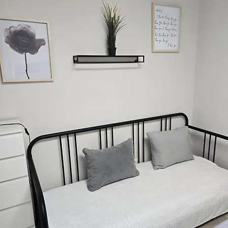 Marine Penthouse Ground Floor 公寓