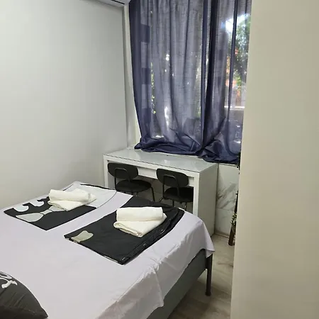 Marine Penthouse Ground Floor * 维尔